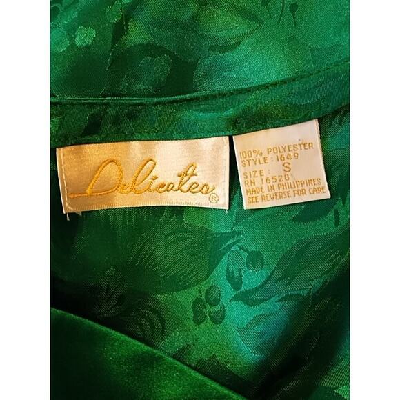 Kelly Green Satin Button Night Shirt Size Small St. Patricks PJs button floral - Picture 6 of 6
